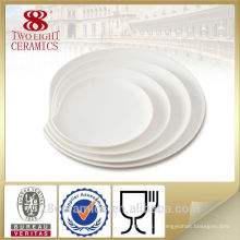 Plaques de restaurant en céramique royale de gros, plat de plat de porcelaine de restaurant